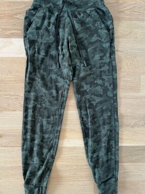 lululemon athletica Olive Green Camo Jogger Pants
